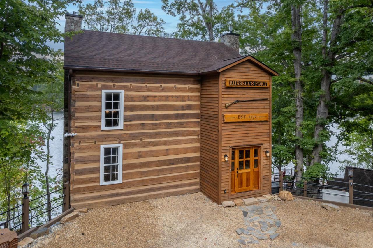 Russell'S Fort At White Oak Point: Historical Cabin On Lake Lure, Luxury, Direct Lake Access! Villa Eksteriør bilde