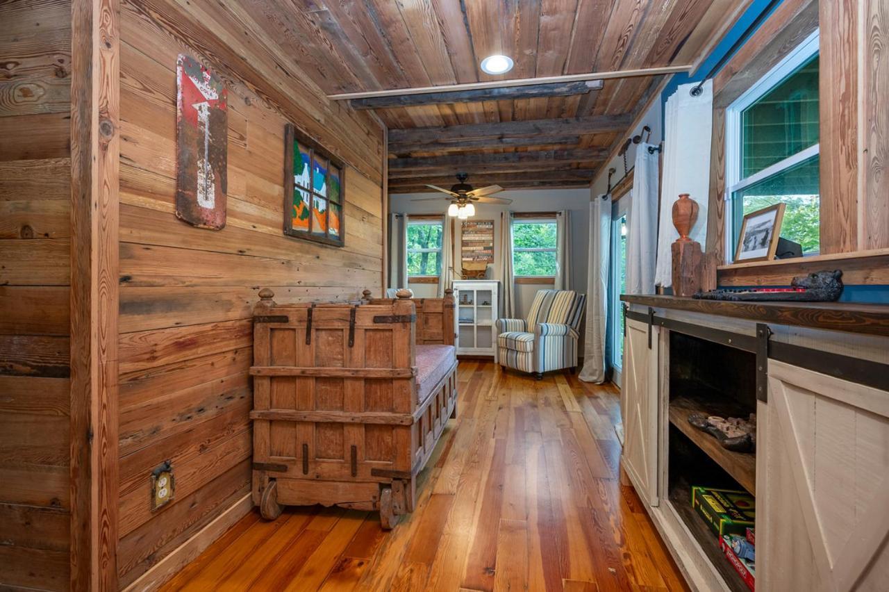 Russell'S Fort At White Oak Point: Historical Cabin On Lake Lure, Luxury, Direct Lake Access! Villa Eksteriør bilde