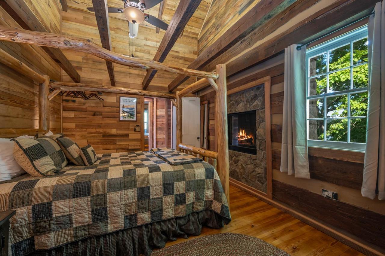 Russell'S Fort At White Oak Point: Historical Cabin On Lake Lure, Luxury, Direct Lake Access! Villa Eksteriør bilde