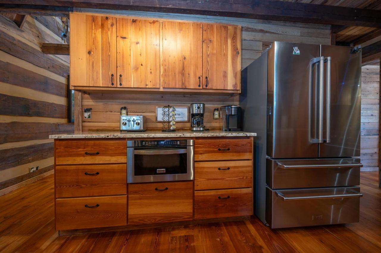 Russell'S Fort At White Oak Point: Historical Cabin On Lake Lure, Luxury, Direct Lake Access! Villa Eksteriør bilde