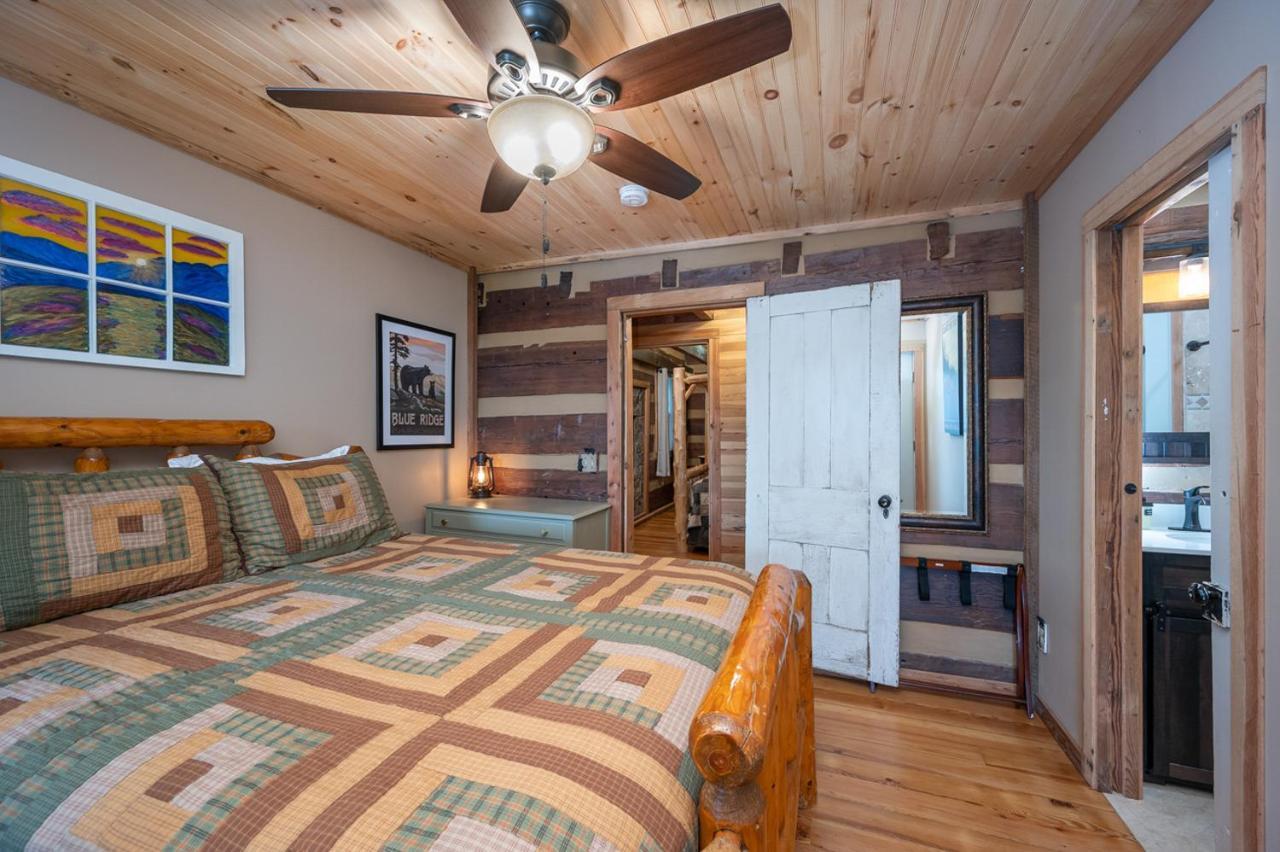 Russell'S Fort At White Oak Point: Historical Cabin On Lake Lure, Luxury, Direct Lake Access! Villa Eksteriør bilde