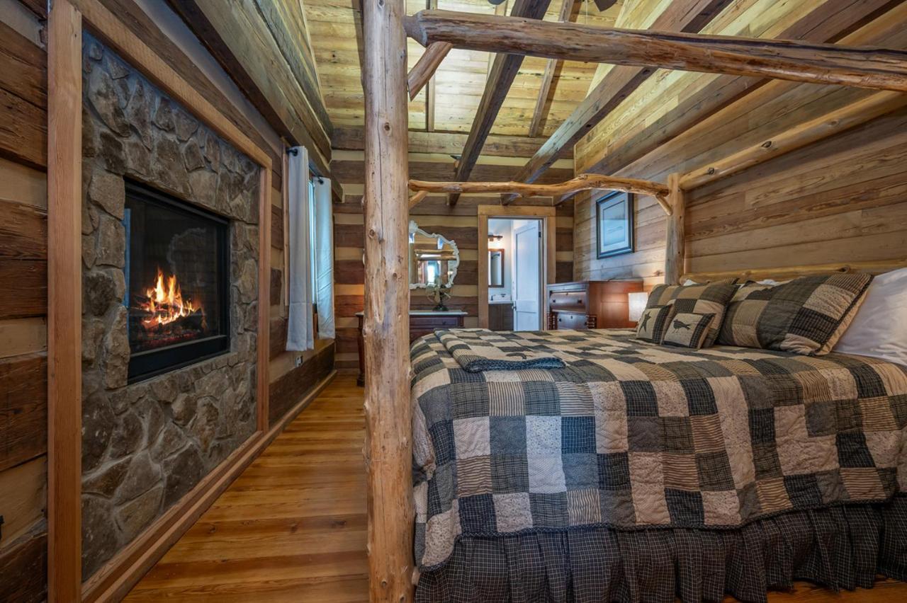 Russell'S Fort At White Oak Point: Historical Cabin On Lake Lure, Luxury, Direct Lake Access! Villa Eksteriør bilde