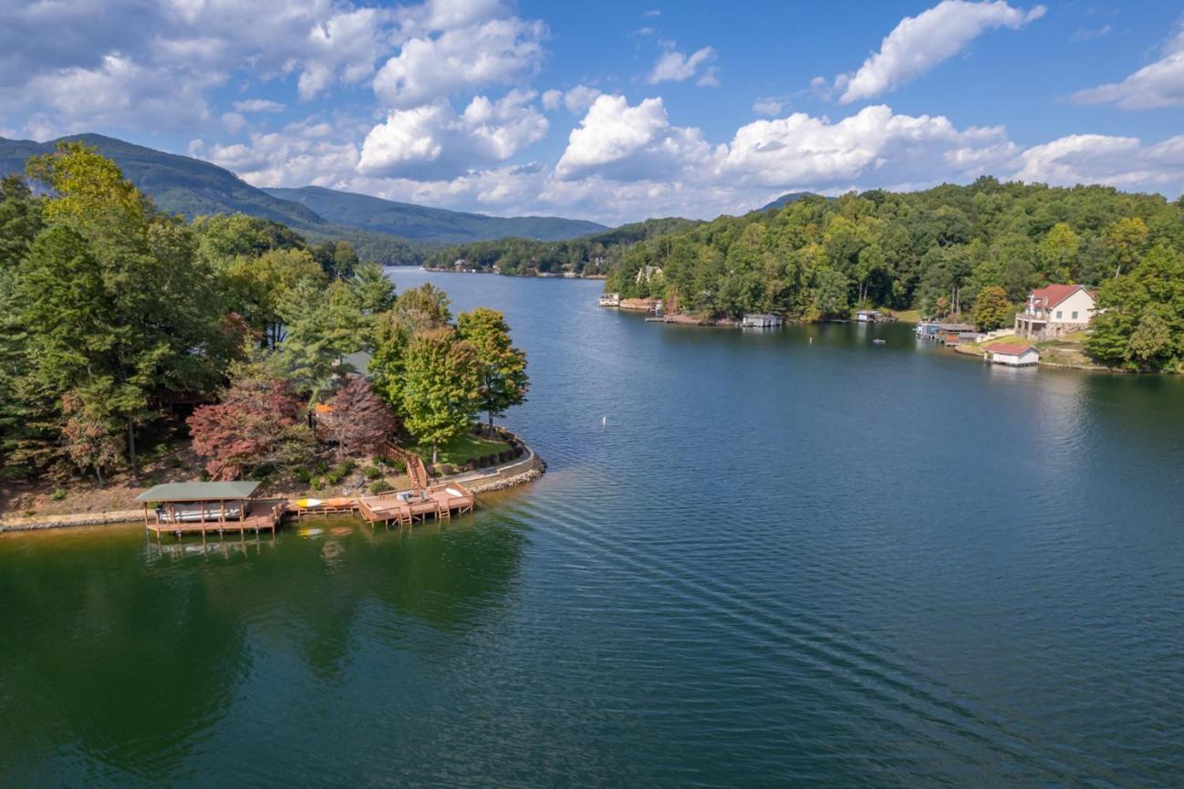 Russell'S Fort At White Oak Point: Historical Cabin On Lake Lure, Luxury, Direct Lake Access! Villa Eksteriør bilde